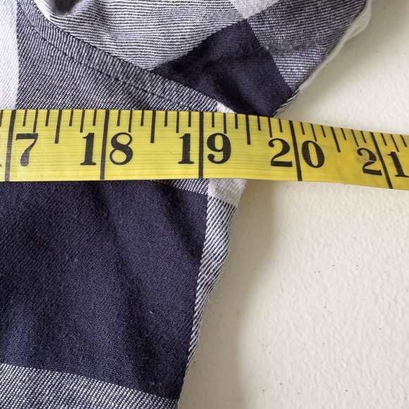 Thread & Supply Navy/White Check Button Up Long Sleeve Women Size L Pockets - Picture 9 of 10